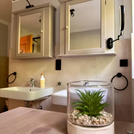 Liva Living, Grosse Mit 3 Schlafzimmern Und Traumhaften Ausblick Appartement *
